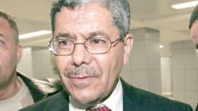 جيار:”علينا مساعدة المنتخب وكل المشاكل لديها حلول”