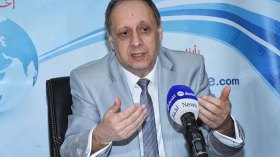 جيلالي سفيان: السلطة مستعدة لإعلان القطيعة مع النظام السابق