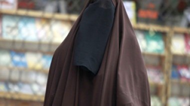 Veiled woman involved in children organsâ€™ traffic