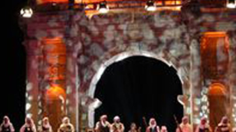 ‮”‬إنانا‮”‬تفتتح‭ ‬جميلة‭ ‬في‭ ‬سهرة‭ ‬راقية‭ ‬فنيا‭ ‬وإستعراضي