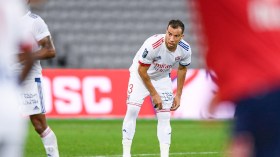 بلعمري يلعب بعد شهر قضاه في الدكّة