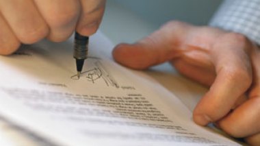 Algeria: former elected officials involved in manipulation and falsification acts