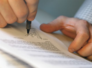 Algeria: former elected officials involved in manipulation and falsification acts