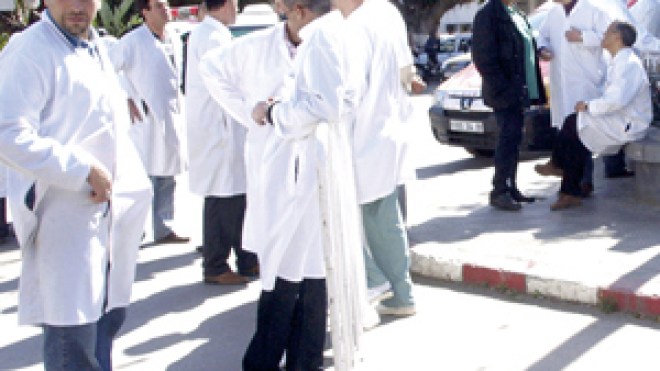 قانون الصحة  وعدم تطبيق مراسيم الرئيس لإنقاذ المستشفيات في لقاء النقابات برئاسة الجمهورية