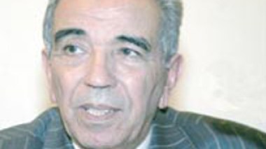 Dahou Ould Kablia innove : des guichets pour surveiller les agents de l'administration au niveau des dairas et des wilayas