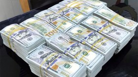 صاحب شركة وهمية يهرب مليون دولار تحت غطاء الإستيراد!
