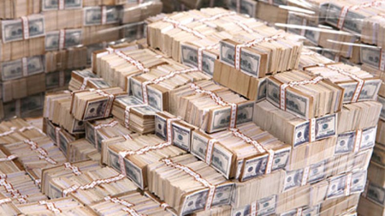 الأموال المنهوبة تعادل ميزانية دول بحجم المغرب أو اليونان