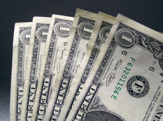 Algérie: 22 milliards de dollars d’excédent commercial