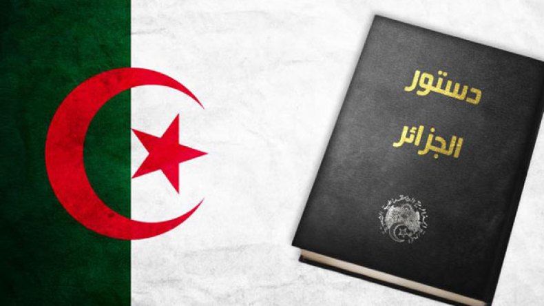 دينُ الدولة في دستور علماني