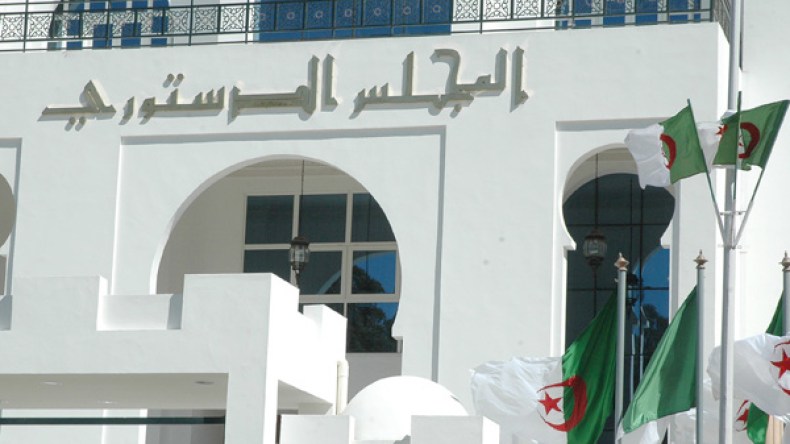 “عيب عليك يا حكومة.. حلال عليكم حرام علينا”