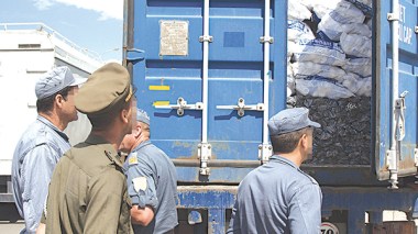 Fake Importers Smuggled DZD 22 Million Through Algiers Port