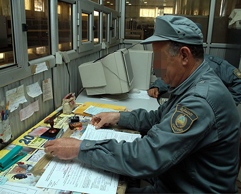 Customs investigate into 500 corruption, currency smuggling and money laundering-related cases