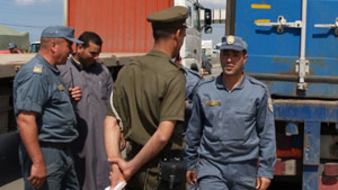مديرية الجمارك ترفع شعار: “مجندون لإسقاط جمهورية الحاويات”