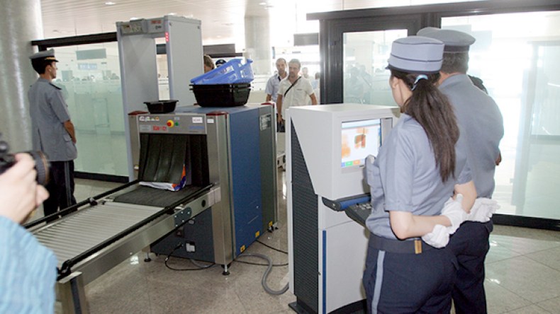 الأفارقة يكثفون عمليات تهريب العملة الصعبة من الجزائر