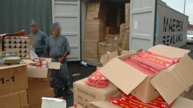 هكذا تهرب حاويات المفرقعات من الميناء إلى “جامع ليهود”