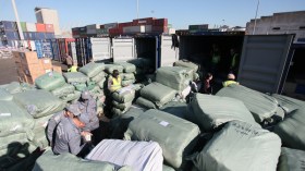 فوضى وطوارئ بالمطارات والموانئ بسبب 900 منتج محظور دخوله إلى الجزائر!