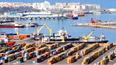Algerian customs register 300 cases economic crimes in 2012