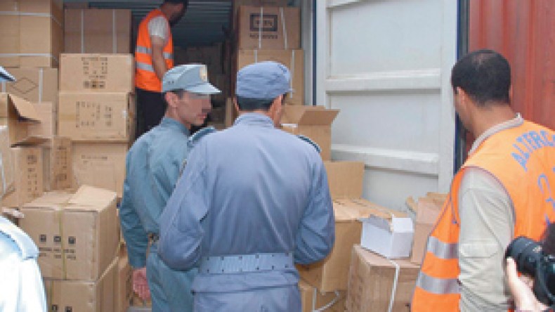 امتيازات‭ ‬وعقوبات‭ ‬لتنظيف‭ ‬الجمارك‭ ‬من‭ ‬الفساد