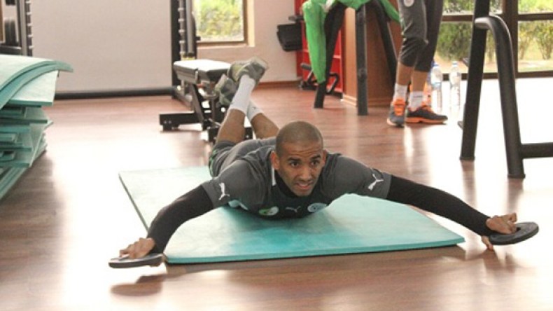 إصابة دوخة تعيد سيدريك من جديد إلى السباق للتواجد في المونديال