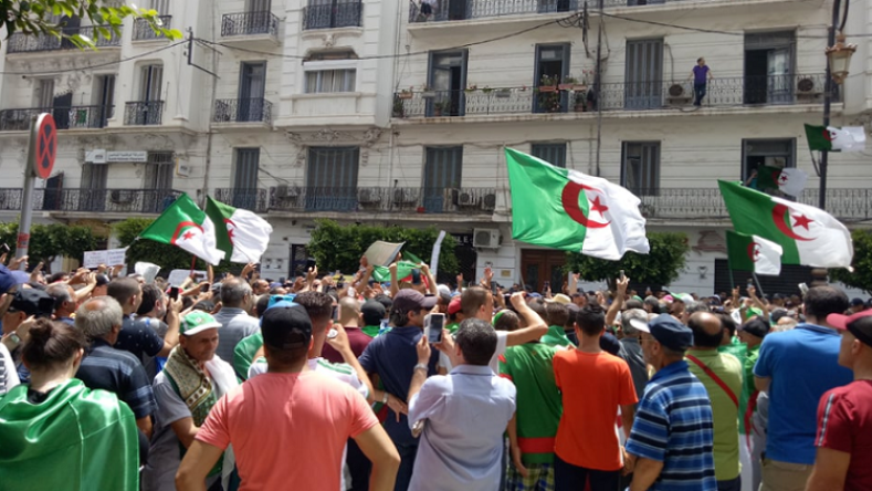  تمثيل الحراك والابتزاز السياسي