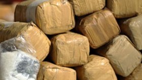 عصابات المخدرات جندت مروحيات صغيرة لتهريب الكيف الى الجزائر