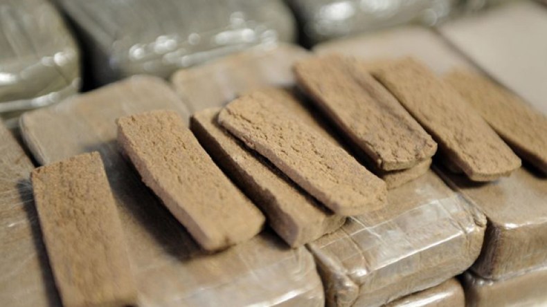 توقيف شبكة مختصة في المتاجرة بالمخدرات والأقراص المهلوسة بزموري