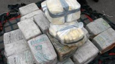 Importation, stockage et exportation de drogue: cinq condamnations à perpétuité