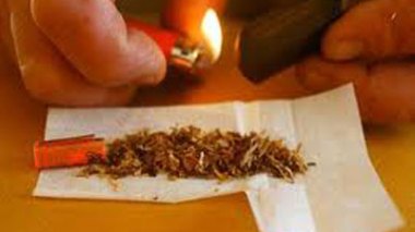 Abdelmalek Sayah : « Plus de 300 000 toxicomanes en Algérie »