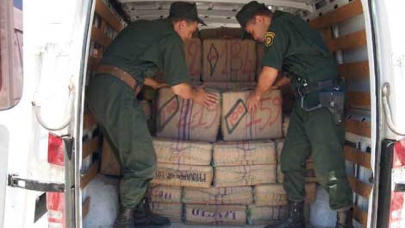 حجز 40 قنطارا من المخدرات على الحدود الجزائرية المغربية