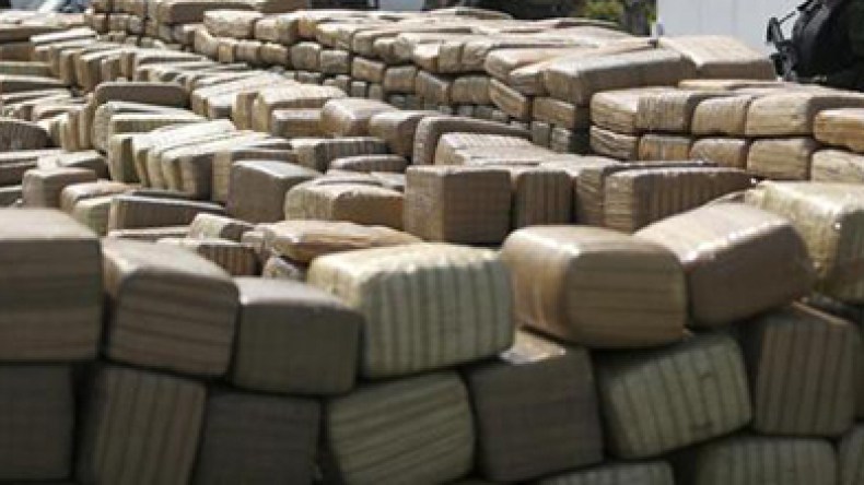 جزائريات ضمن شبكة أجنبية أغرقت ميناء رويبة بـ60 قنطارا من المخدرات