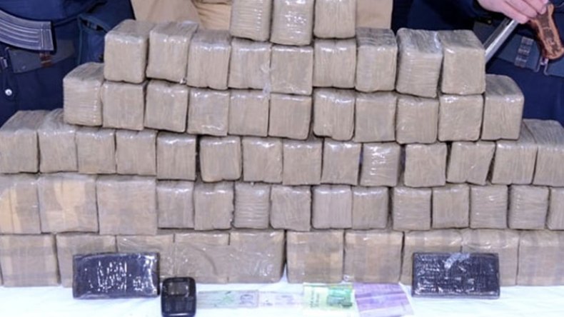 حجز 5 قناطير من الكيف المعالج بالنعامة