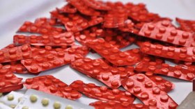 خضار يستغل مهنته لترويج أقراص “مدام كوراج”!