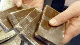 يستغلون موكب عرس لسرقة ستة قناطير من المخدرات بوهران؟!