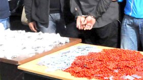 عصابة “موظفين” تسرق أدوية السرطان وتبيعها كمخدرات!