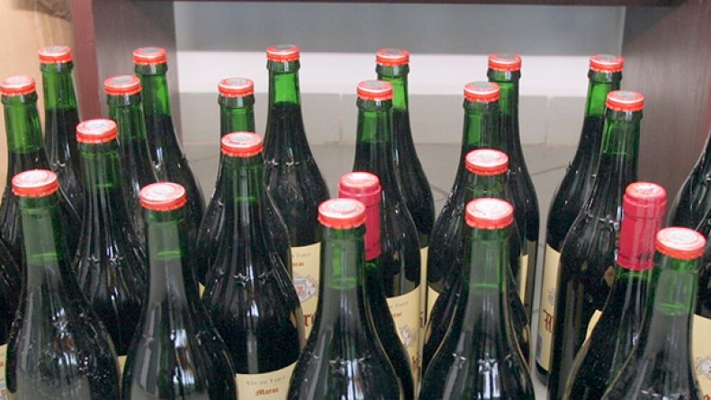 حجز 18 ألف قارورة خمر في الوادي