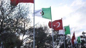 إجلاء العالقين بتركيا: فوضى تذاكر والسفارة تعد بحل قريب