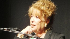 منى واصف: أحداث سوريا حرمتني فرحة عيد الفطر