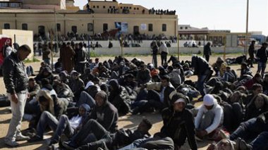 Italie: 1 600 migrants ont débarqué à Lampedusa en 24 heures