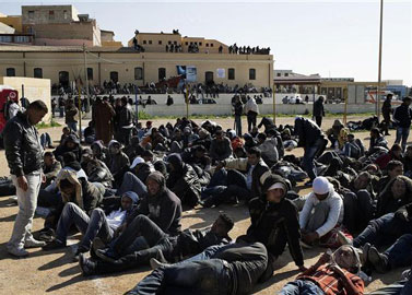 Italie: 1 600 migrants ont débarqué à Lampedusa en 24 heures