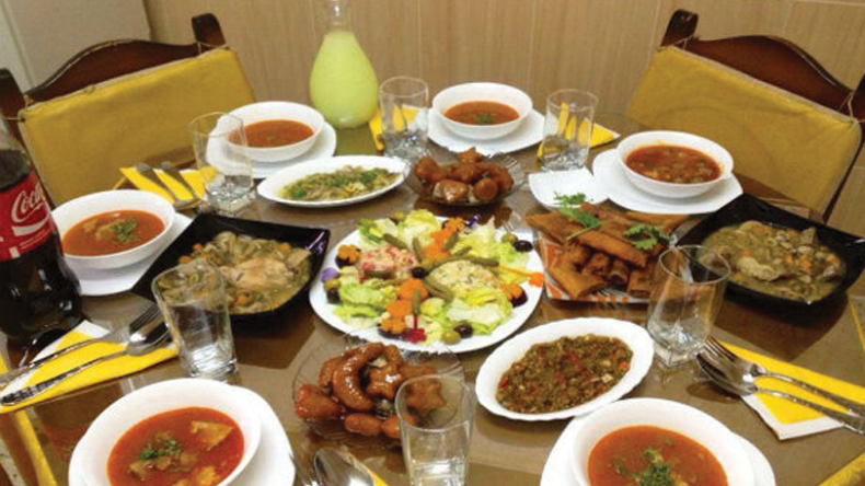 هكذا استقبلت العائلات أولى أيام رمضان في زمن كورونا