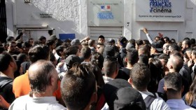 France Counts 30.000 Algerian Students