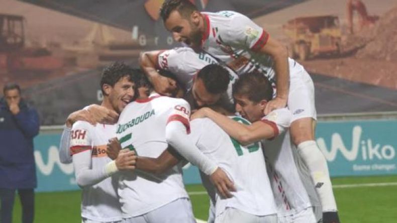 البطولة تُستأنف مبتورة من ثلاث مقابلات