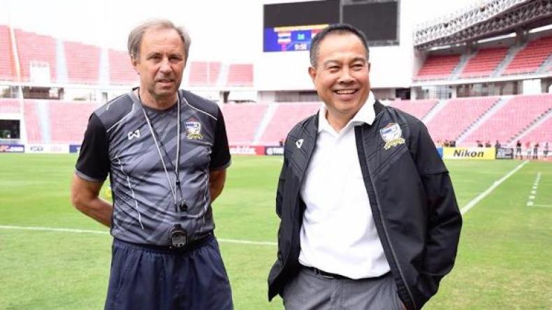 المدرب الأسبق لـ “الخضر” باقٍ حتى 2020