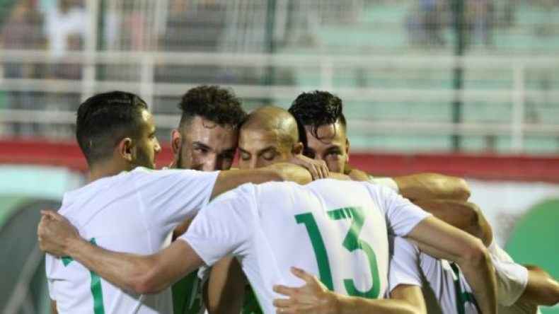 تقاطر لاعبي “الخضر” على مركز سيدي موسى