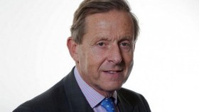 ديفيد كامرون: الجزائر بلد مستقر وشريك موثوق به