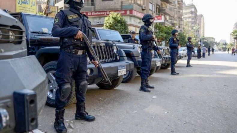 السيسي يُجيز للجيش و”الداخلية” والمخابرات تأسيس شركات حراسة