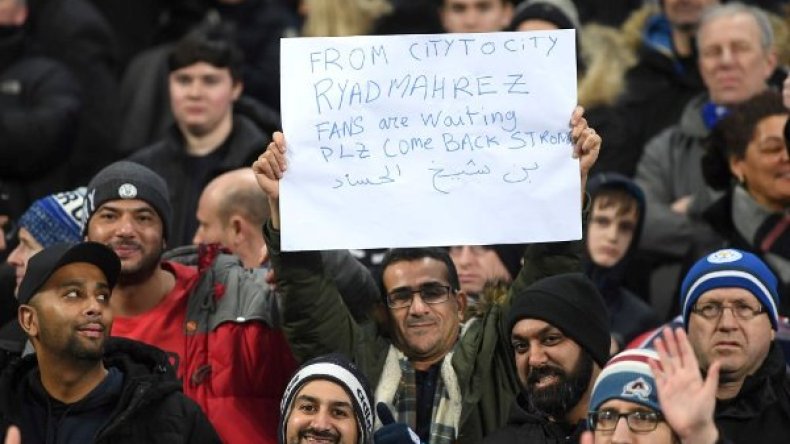 لافتة في إنجلترا ضد “بن الشيخ”!؟