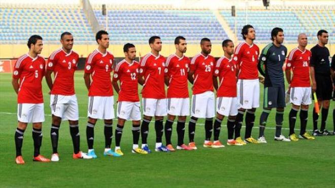 تبادل اتهامات الهروب والخيانة بين الجهاز الفني ولاعبي الفراعنة
