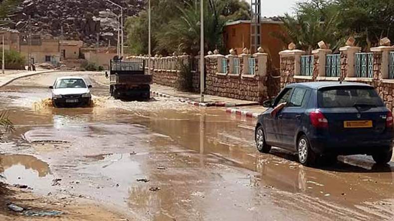 ثلاث ساعات من الأمطار تغرق أحياء بعاصمة النفط