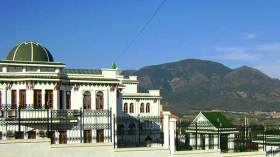 الانسداد ببلديات في تيبازة يرهن انشغالات المواطن